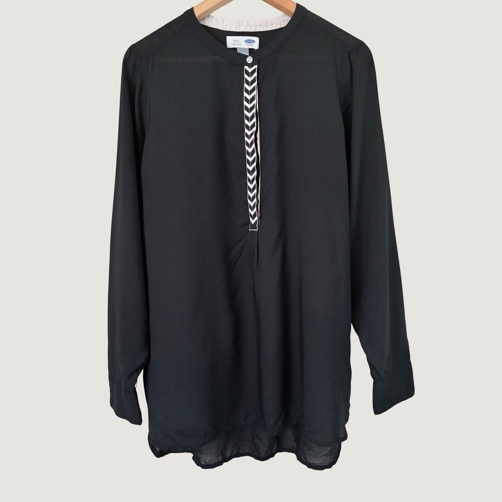 Old Navy Womens Black Embroidered Tunic Blouse Band Collar Long Sleeve Size M